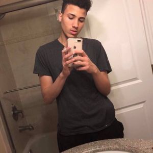 Meet your Posher, Christopher